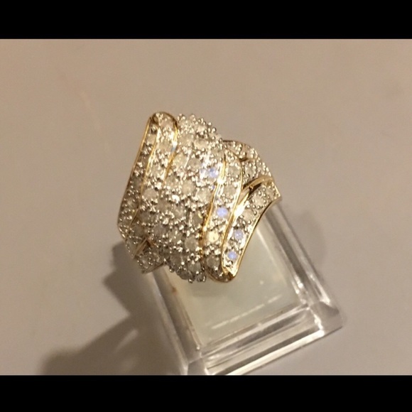White Diamonds (Kay Jewelers) - Picture 5 of 7
